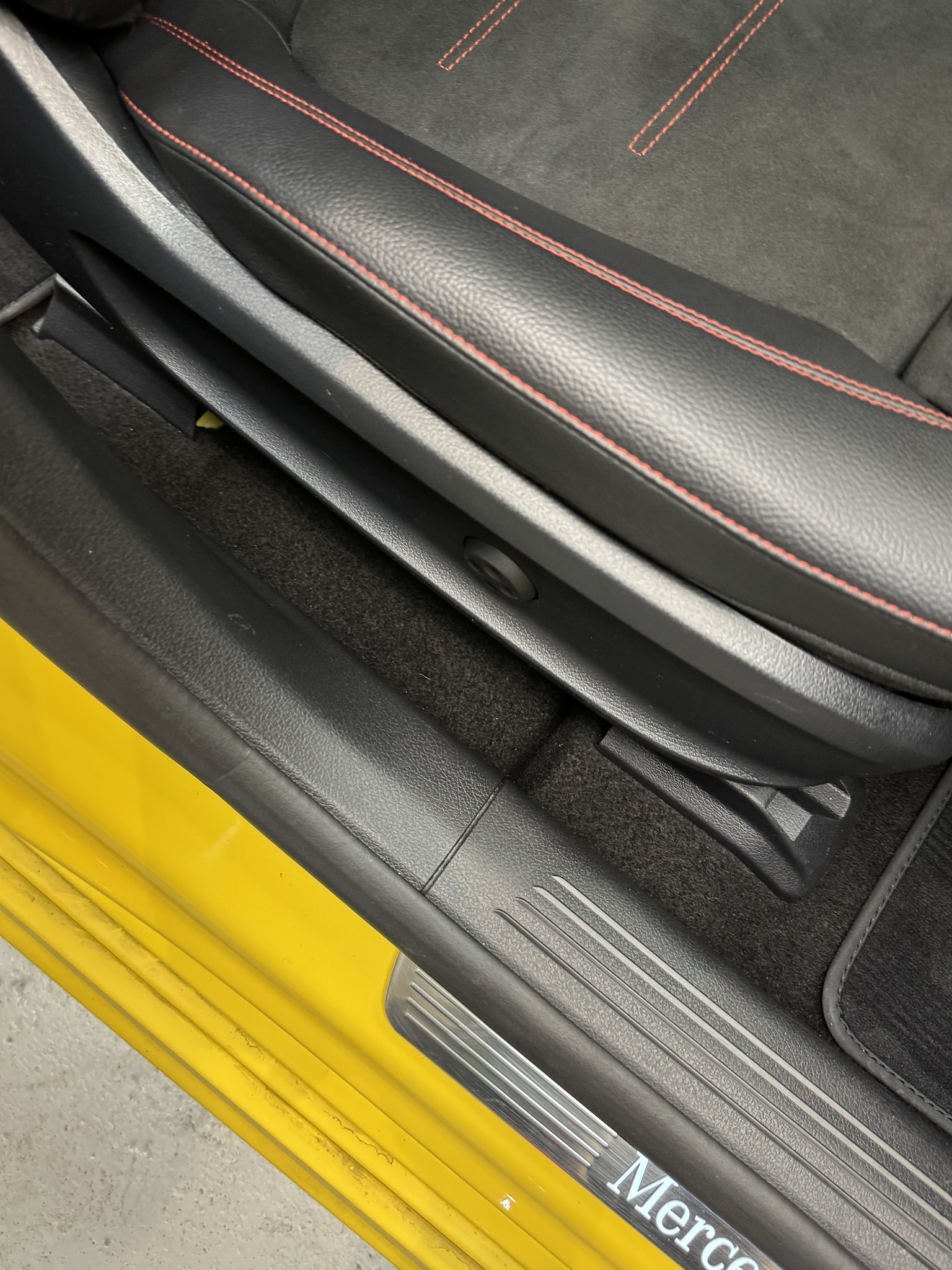 Seuils de porte et bas de caisse — après