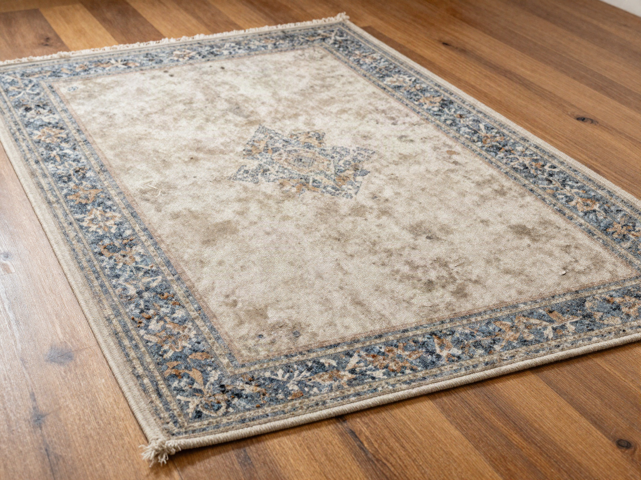 Tapis — avant — Saint-Cyr-sur-Loire